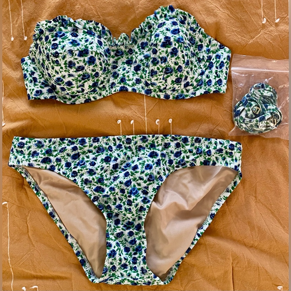 NWOT J. Crew Liberty Print Bikini XS
